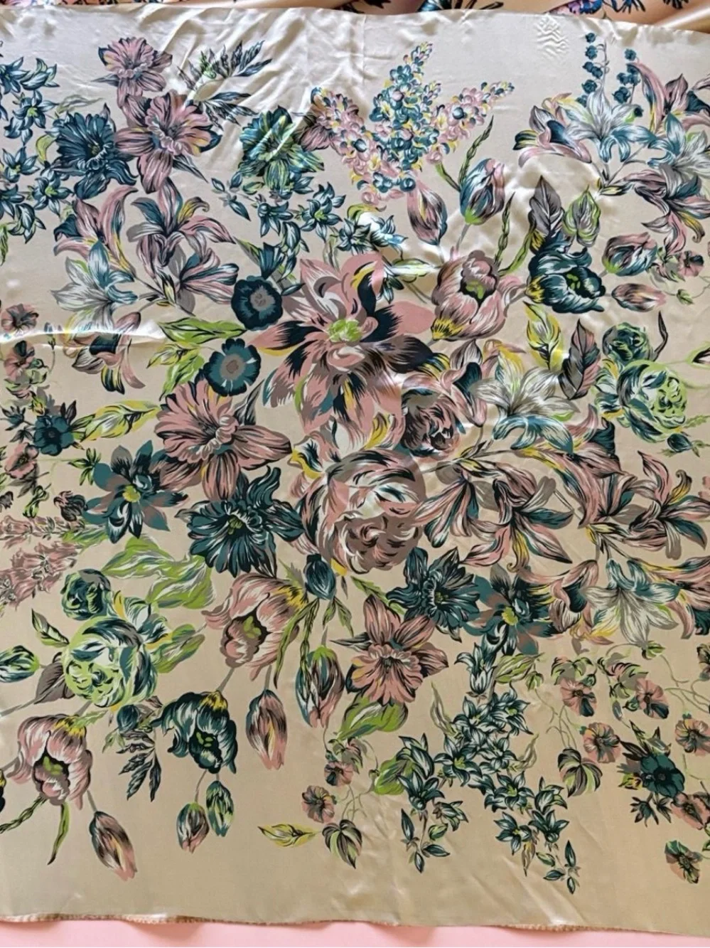 Echo silk scarf